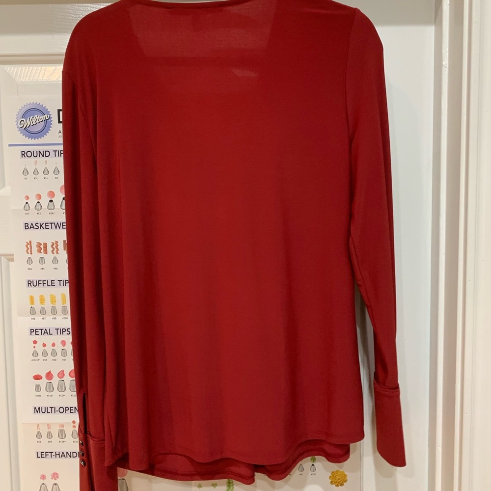 Women’s White House Black Market red size large blouse.